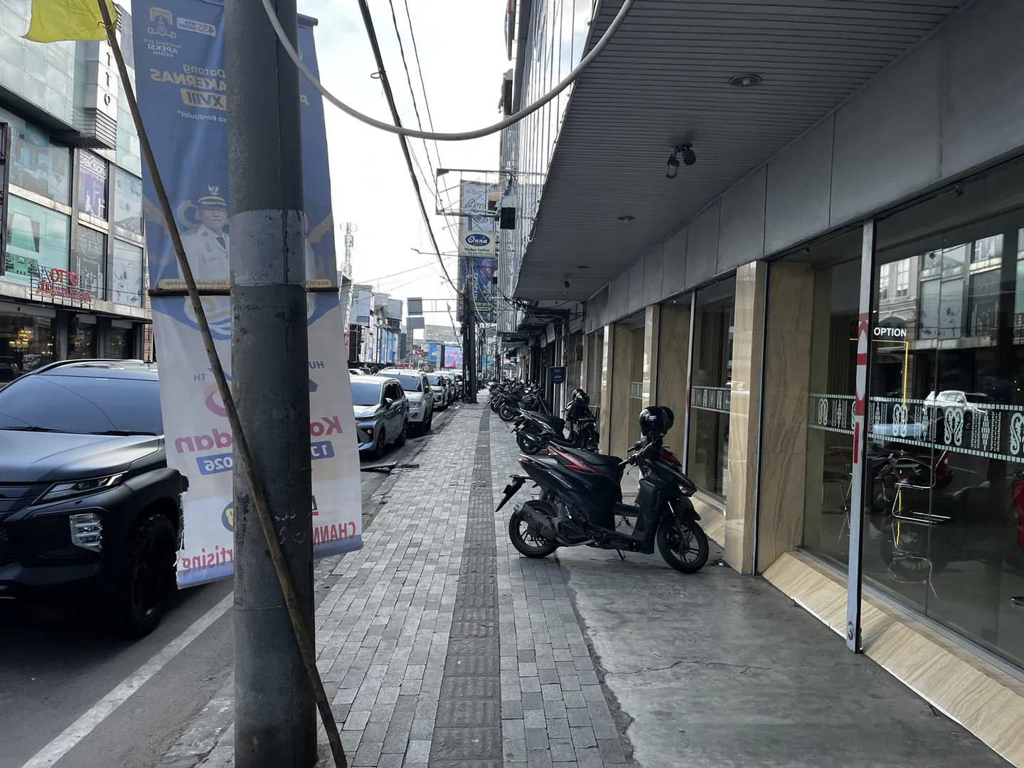 Pertokoan Jl. Gatot Subroto, thumbnail 2