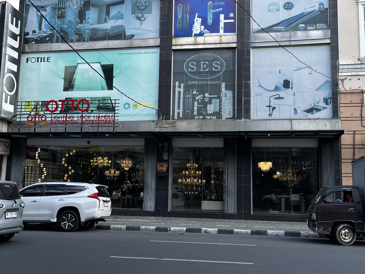 Pertokoan Jl. Gatot Subroto, thumbnail 7