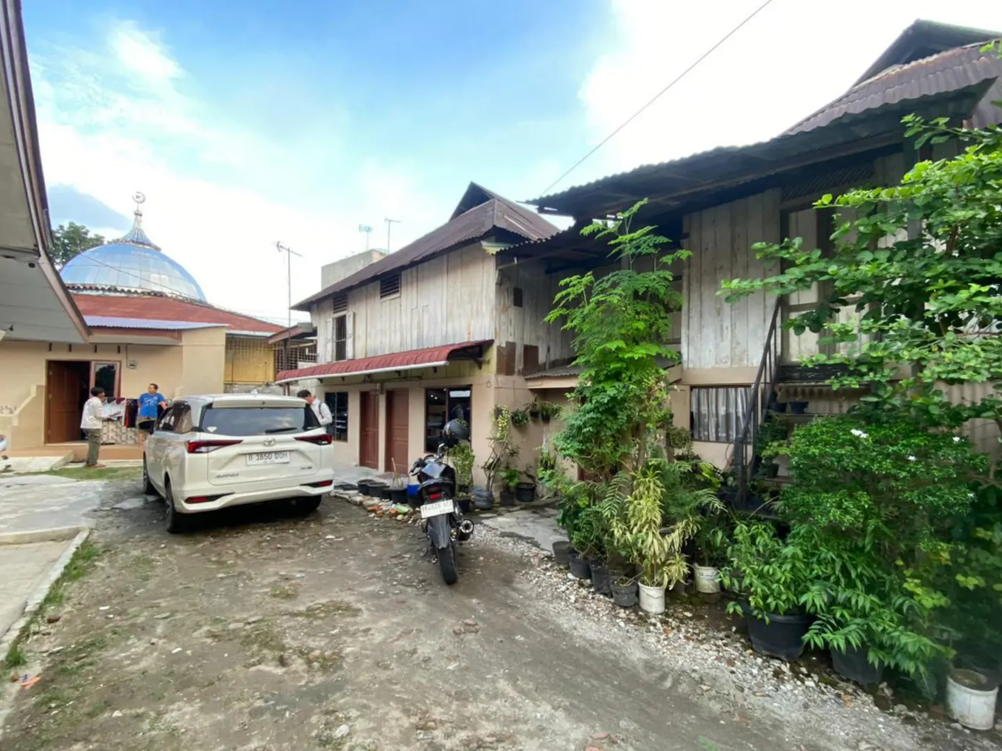 Rumah Panggung Jl. Nenas, thumbnail 3
