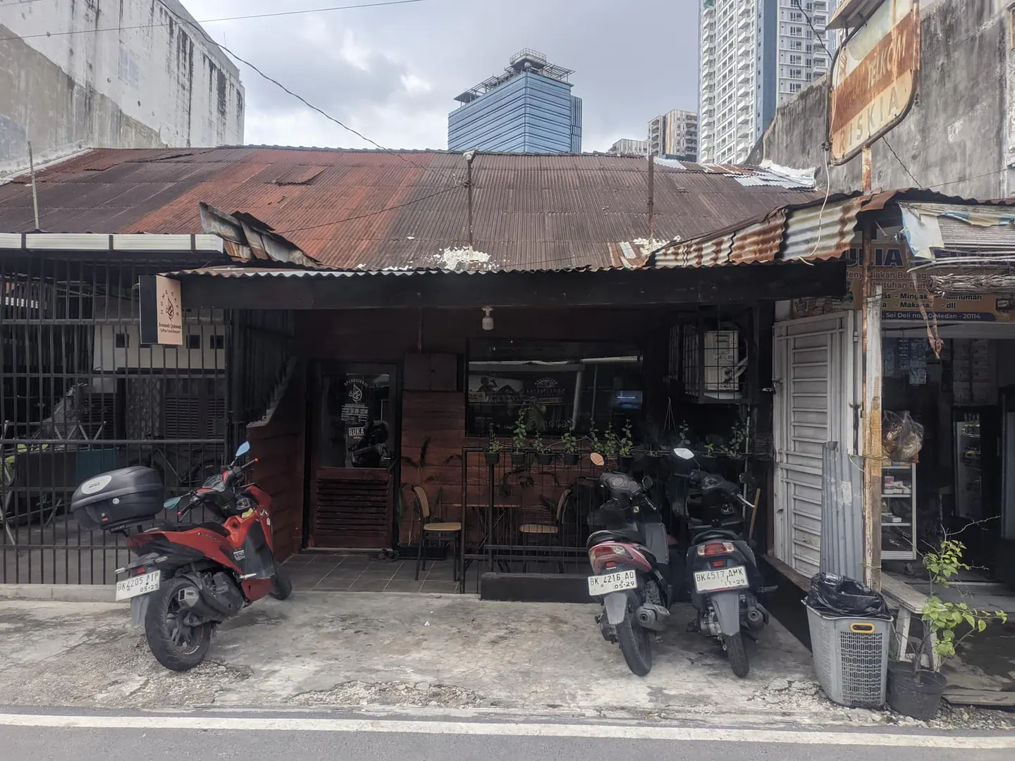 Rumah Qohwah, foto 1 dalam rute Trail 1 Tepian Sungai Deli