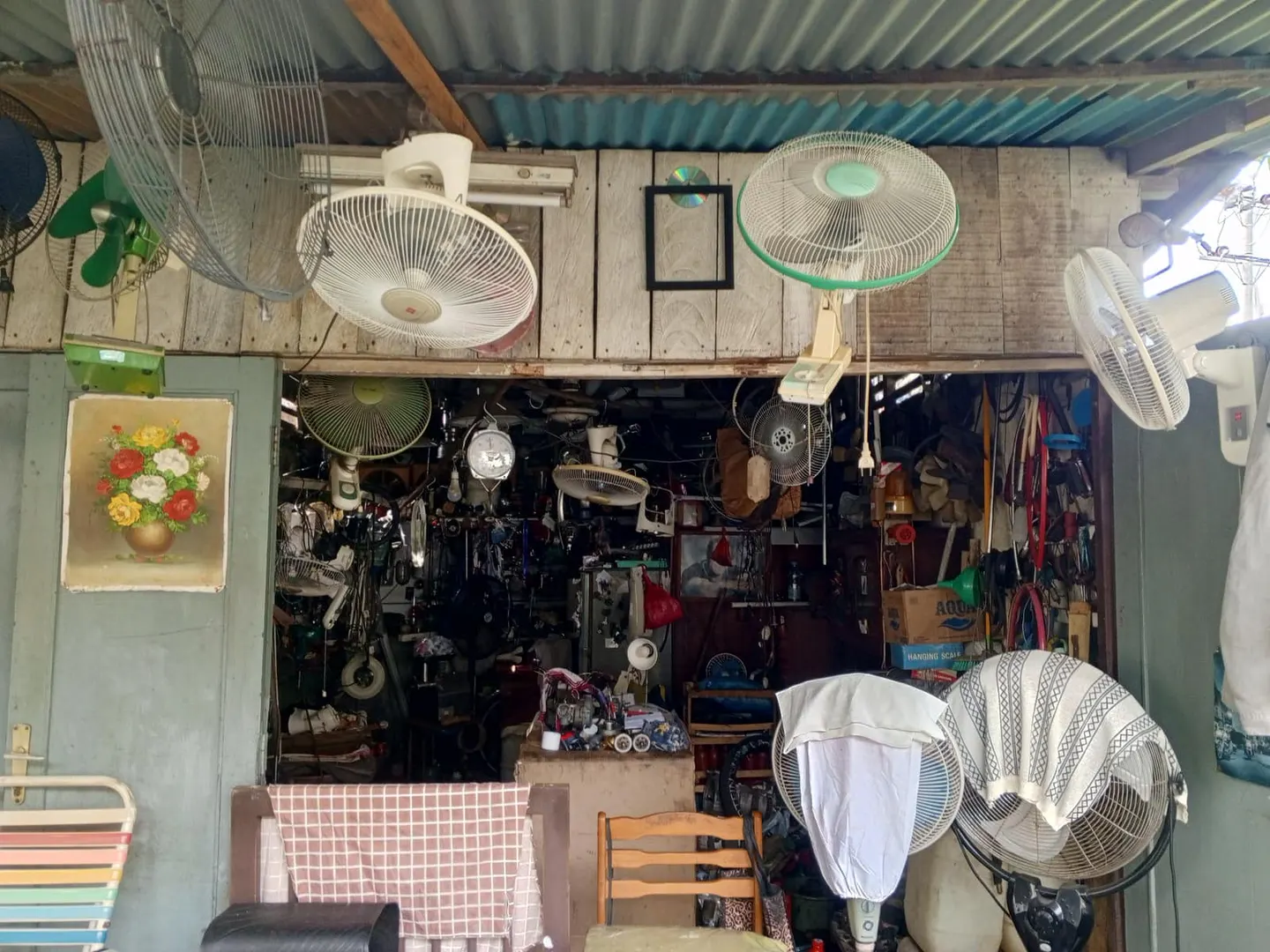 Toko Kipas, foto 1 dalam rute Trail 2 Lanskap Kampung Melayu